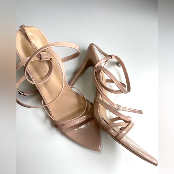 Tan heels 🔥 2 for 40 🛍️ - Picture 2 of 3